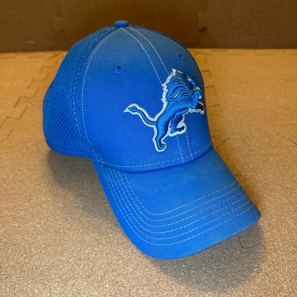 New Era Detroit Lions Hat Mens M/L Blue NFL 39THIRTY Stretch Fit Mesh Sideline